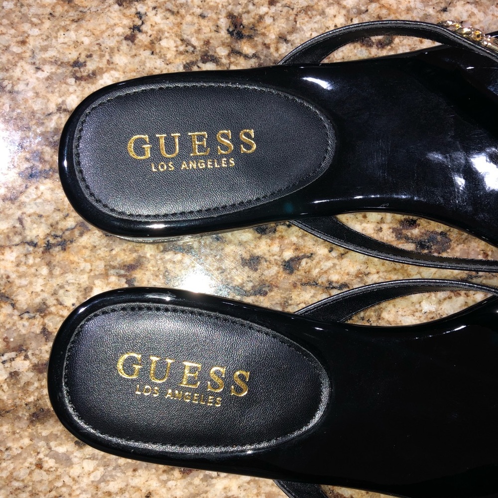 Sandals - Picture 2 of 5